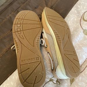 Women Sperry Shoes